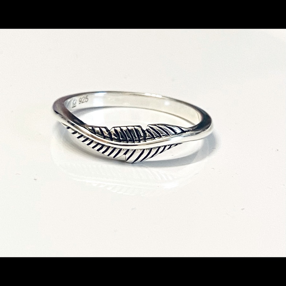 Silver Feather ring